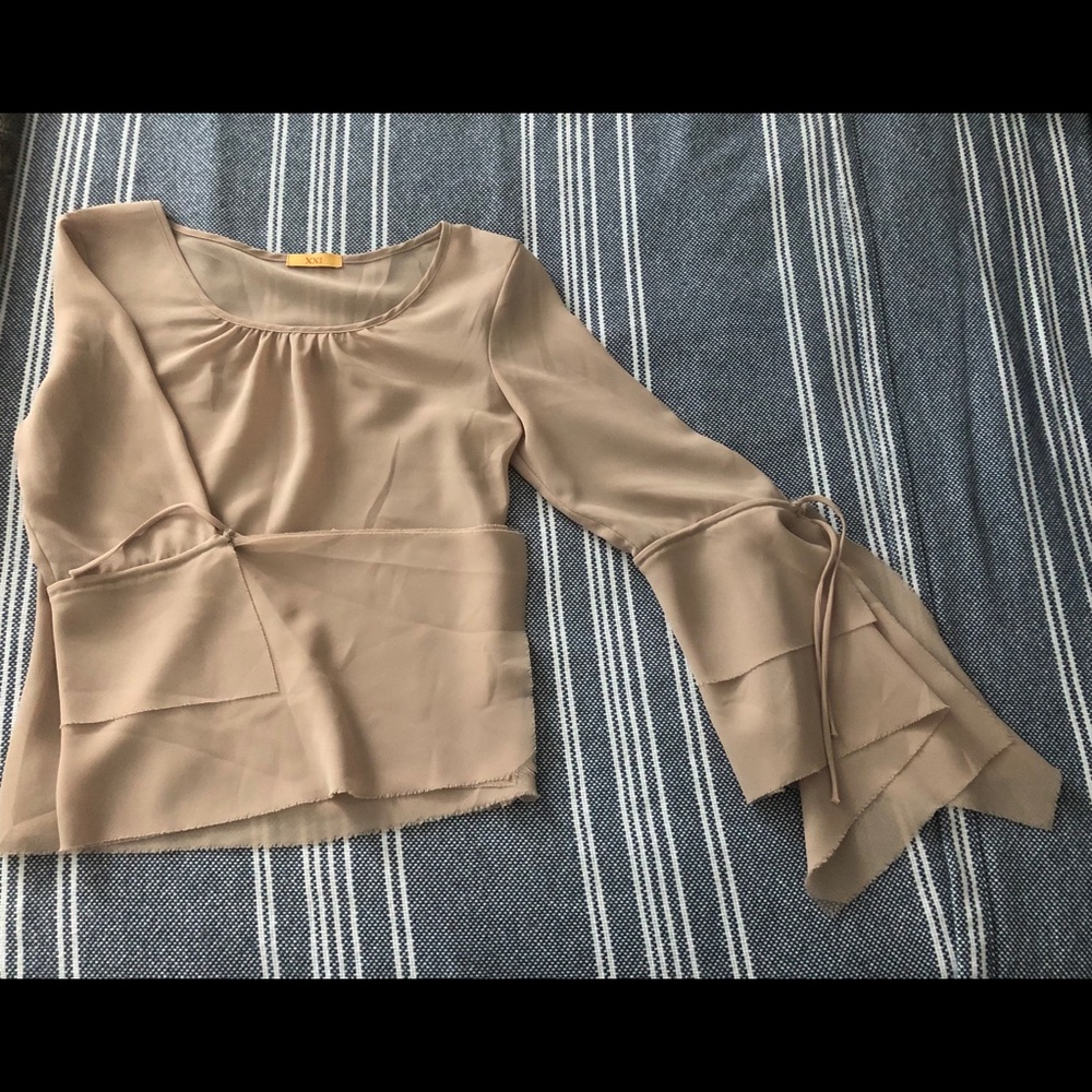 Brown cream top